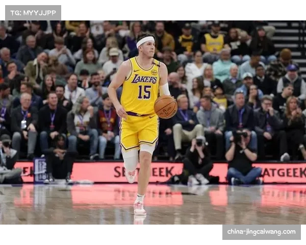 里夫斯腹斜肌拉伤恢复乐观，湖人G5赛前进行最终评估